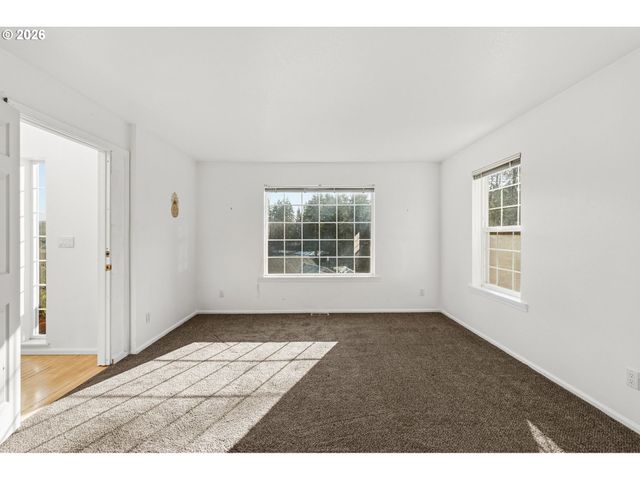 357 W 37TH Ave, Eugene, OR 97405