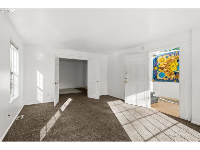 357 W 37TH Ave, Eugene, OR 97405