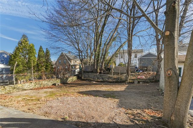 202 Jenckes Street, Woonsocket, RI 02895