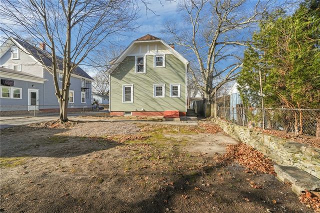 202 Jenckes Street, Woonsocket, RI 02895