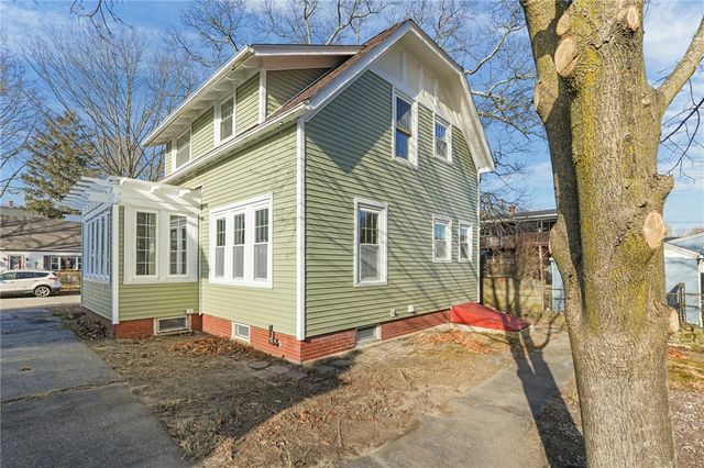 202 Jenckes Street, Woonsocket, RI 02895