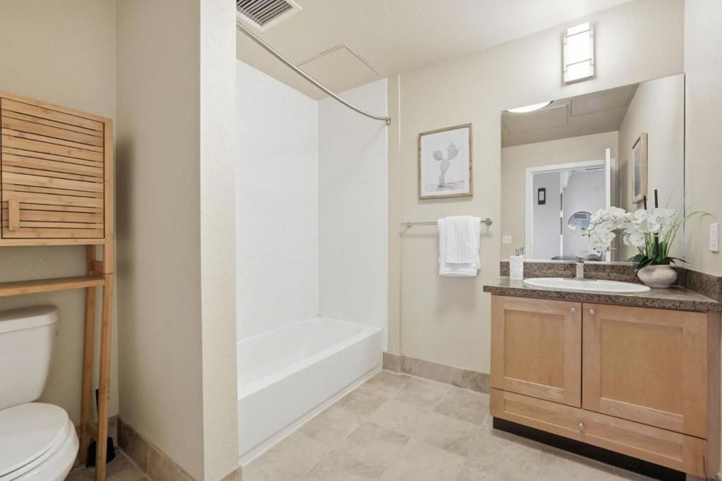 Image 17 of property listing at 30 Mason Street 502, San Francisco, CA 94102