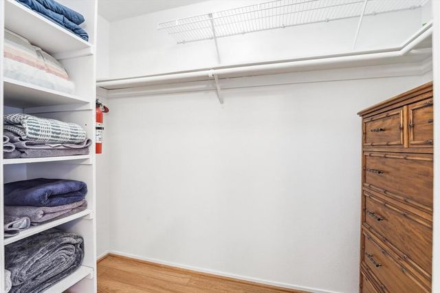 2367 S Gene Autry Trail B, Palm Springs, CA 92264