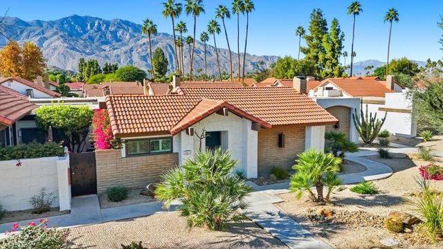 2367 S Gene Autry Trail B, Palm Springs, CA 92264