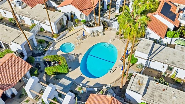 2367 S Gene Autry Trail B, Palm Springs, CA 92264