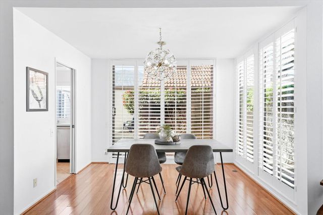 2367 S Gene Autry Trail B, Palm Springs, CA 92264