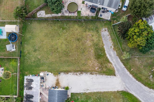 000 Uranus Terrace, West Palm Beach, FL 33403