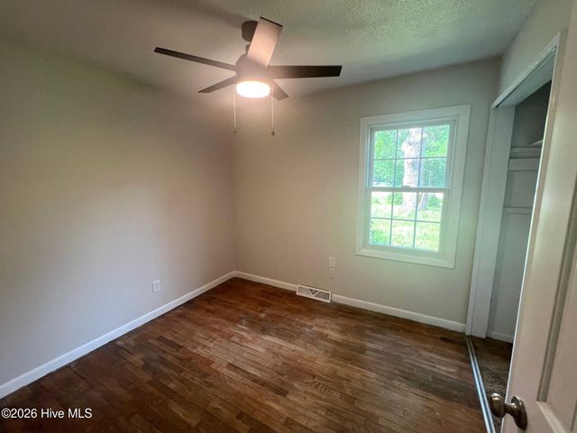 3533 Middle Sound Loop Road, Wilmington, NC 28411