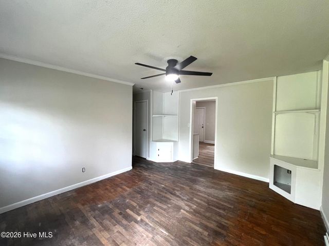 3533 Middle Sound Loop Road, Wilmington, NC 28411