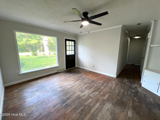 3533 Middle Sound Loop Road, Wilmington, NC 28411