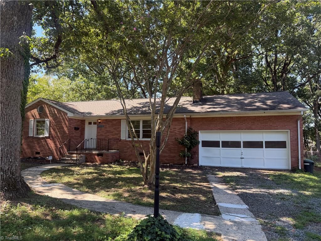 2727 Catherine Drive, Burlington, NC 27215