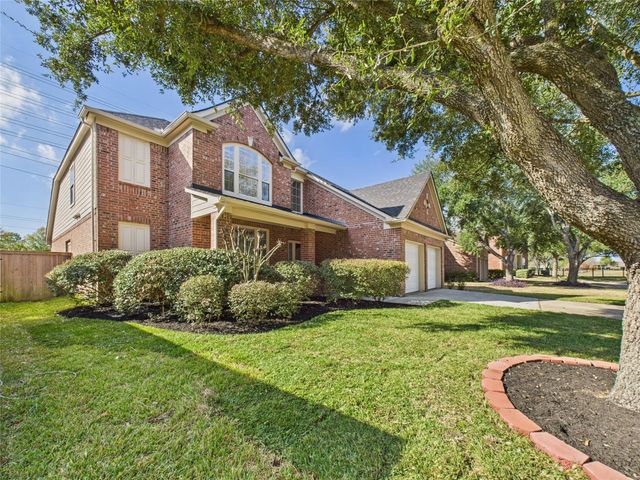 13206 Imperial Shore Drive, Pearland, TX 77584