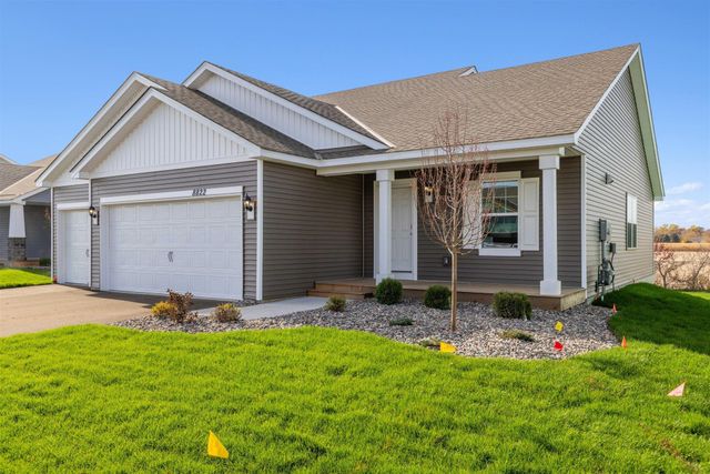 1656 Shasta Drive, Shakopee, MN 55379