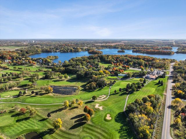 1656 Shasta Drive, Shakopee, MN 55379