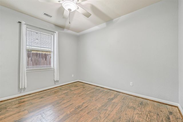409 Abbey Lane, League City, TX 77573