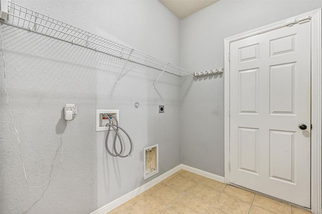 409 Abbey Lane, League City, TX 77573