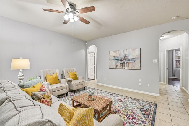 409 Abbey Lane, League City, TX 77573
