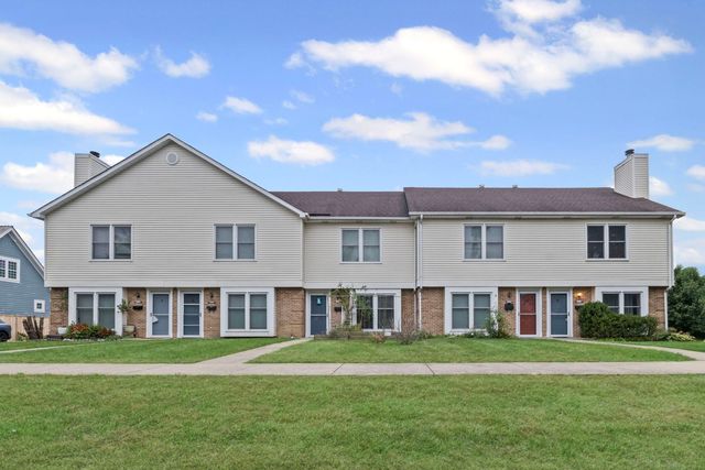 1725 Pickwick Lane, Glenview, IL 60026