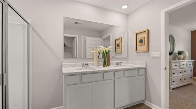 117 Oakchase Park Lane, Hampton, GA 30228