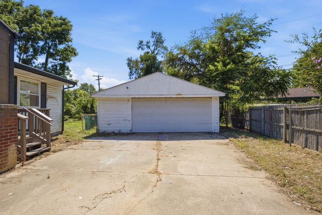 1360 Woodglen Avenue, Ypsilanti, MI 48198