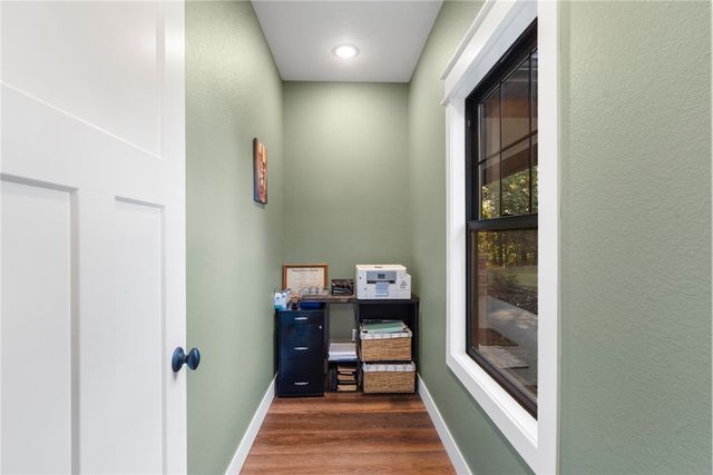 595 S Oakwood Trail, Noel, MO 64854