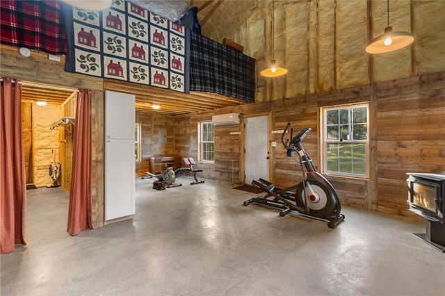 595 S Oakwood Trail, Noel, MO 64854