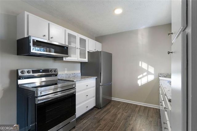 47 Chickasaw Trail, Cartersville, GA 30120