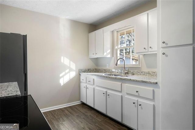 47 Chickasaw Trail, Cartersville, GA 30120