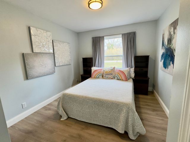 15577 Pine Street, Grand Haven, MI 49417