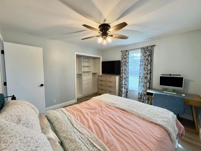 15577 Pine Street, Grand Haven, MI 49417