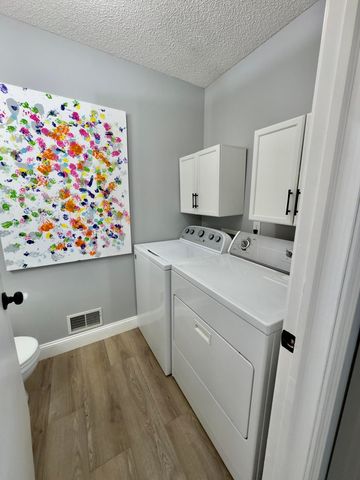 15577 Pine Street, Grand Haven, MI 49417