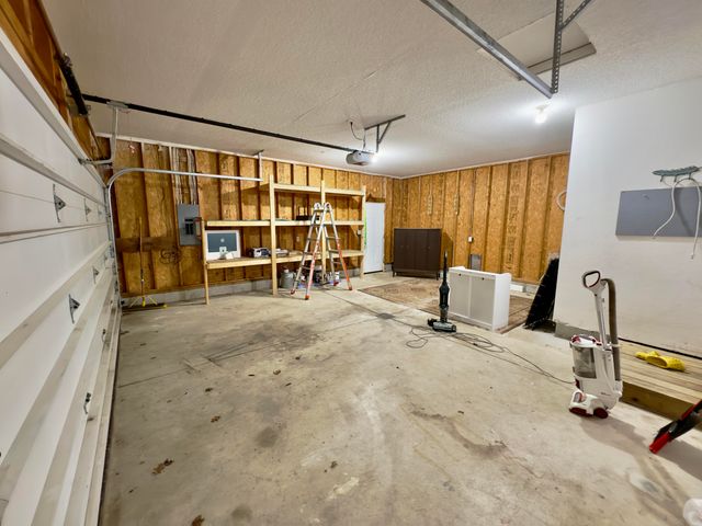 15577 Pine Street, Grand Haven, MI 49417