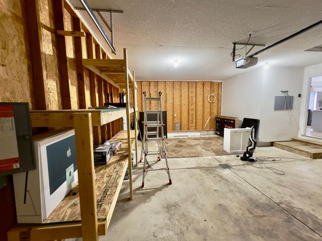 15577 Pine Street, Grand Haven, MI 49417