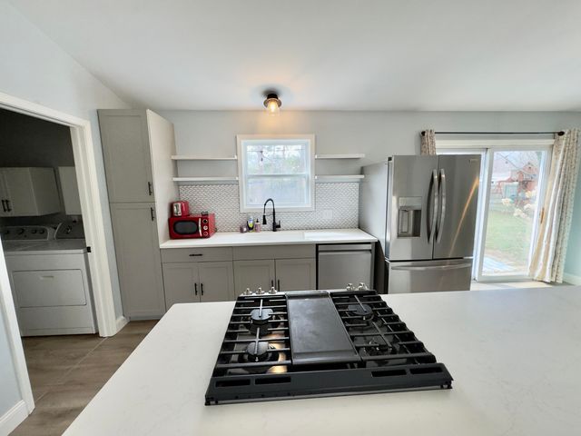 15577 Pine Street, Grand Haven, MI 49417