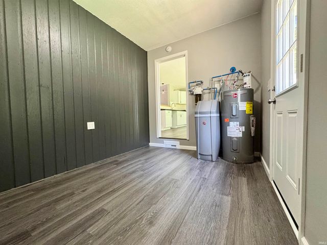 1539 S Ridgeview Road, Logansport, IN 46947