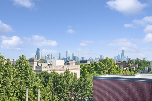 1951 N Halsted Street 3, Chicago, IL 60614