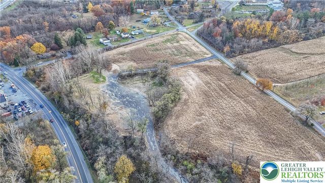 4828 Huckleberry Road, South Whitehall Twp, PA 18069