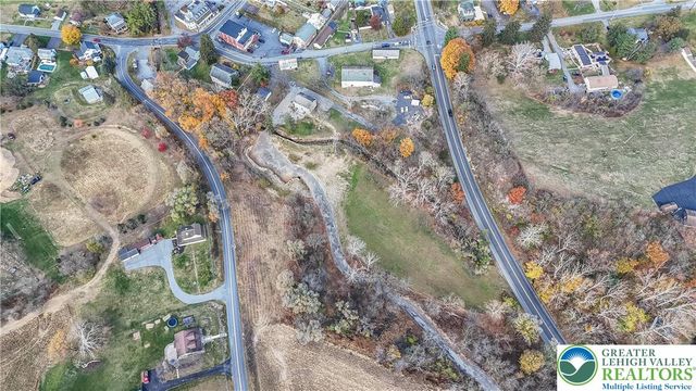 4828 Huckleberry Road, South Whitehall Twp, PA 18069