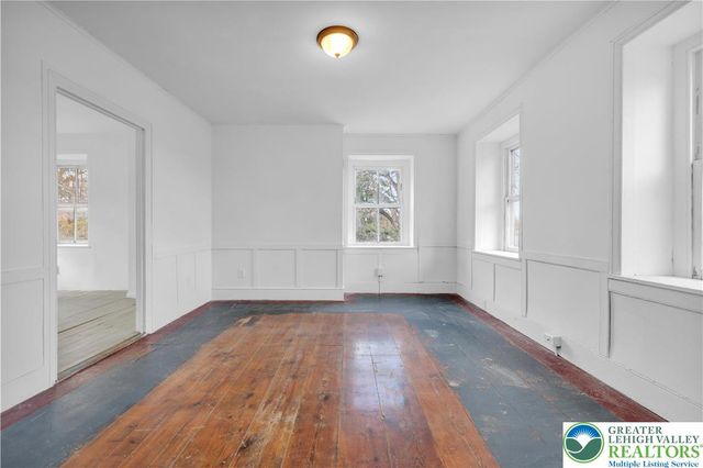 4828 Huckleberry Road, South Whitehall Twp, PA 18069