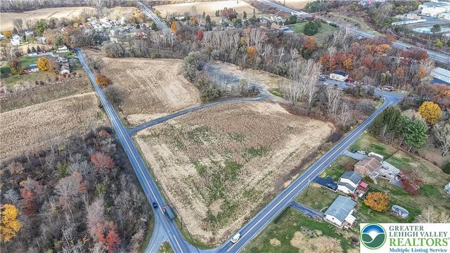 4828 Huckleberry Road, South Whitehall Twp, PA 18069