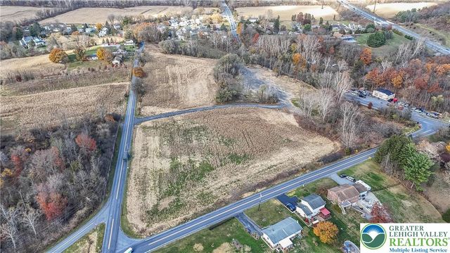 4828 Huckleberry Road, South Whitehall Twp, PA 18069