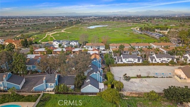 1025 Sea Breeze 11, Costa Mesa, CA 92627