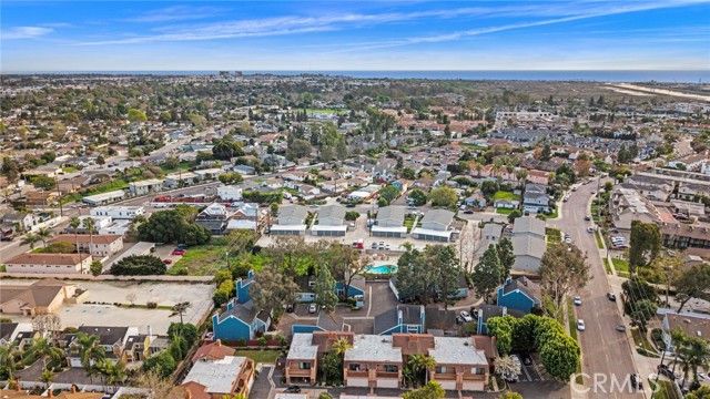 1025 Sea Breeze 11, Costa Mesa, CA 92627