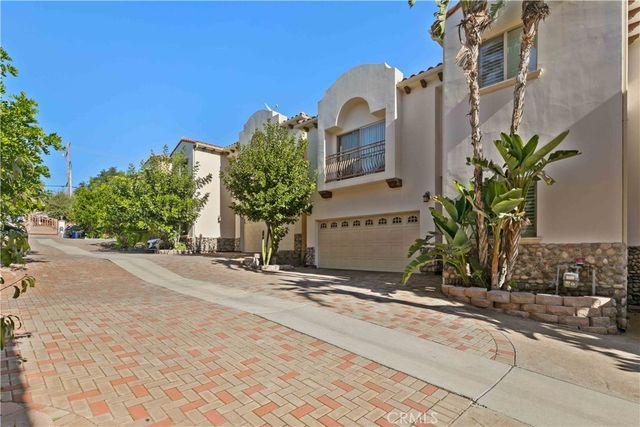 6920 Valmont 5, Tujunga, CA 91042