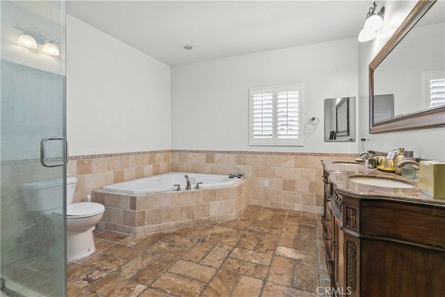 6920 Valmont 5, Tujunga, CA 91042