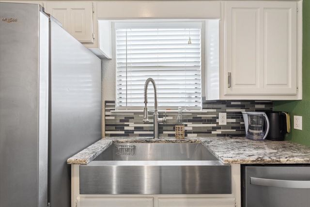 1368 S 12th Street, Waco, TX 76706