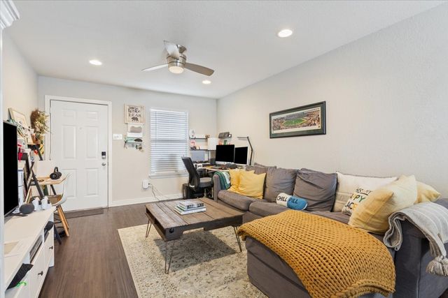 1368 S 12th Street, Waco, TX 76706