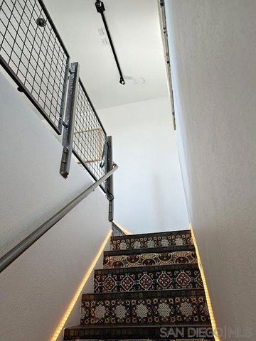 4076 MANZANITA DR, San Diego, CA 92105