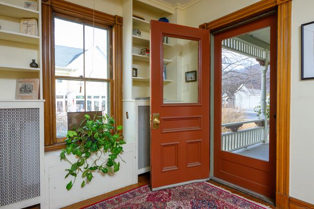 21 North Main Street, Kent, CT 06757