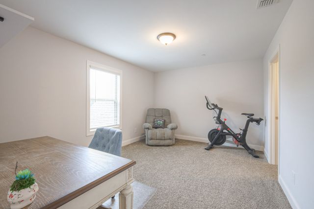 1217 White Rock Rd, Murfreesboro, TN 37129